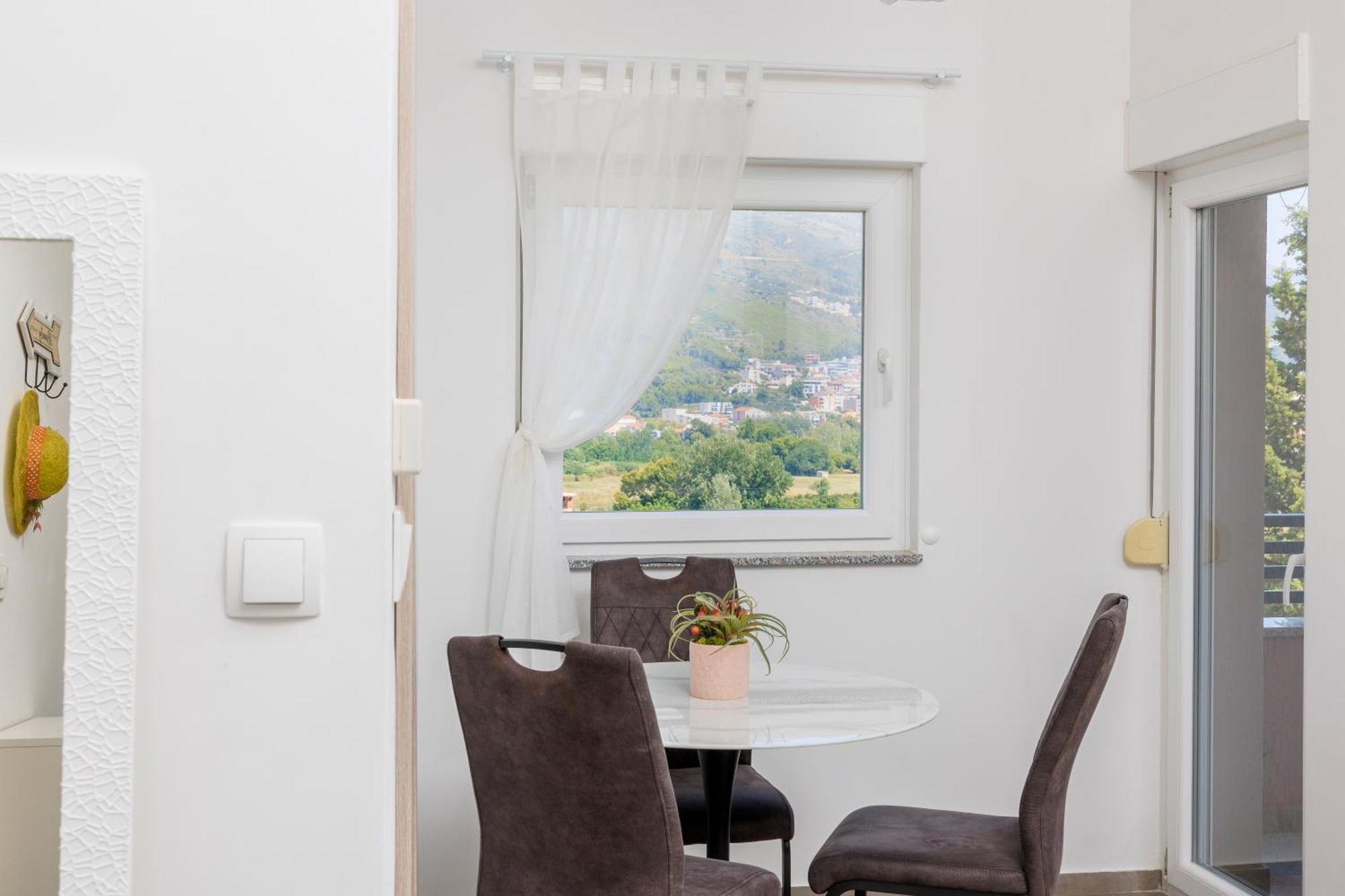 Pinija Apartmán Split